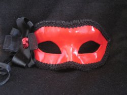 Красная маска